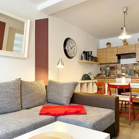 - Haus Gohr, Quartier 4 * Stralsund